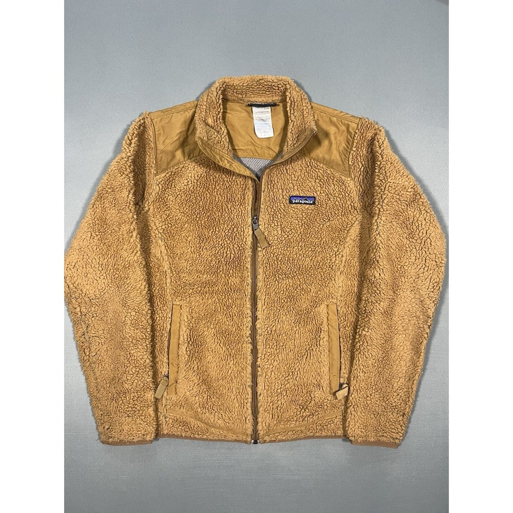 Patagonia Women's Classic Retro-X Fleece Jacket in a brown bear color